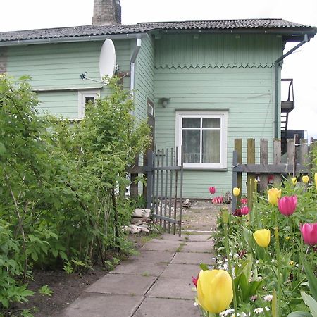Frendlen Metsa Apartment Pärnu Esterno foto